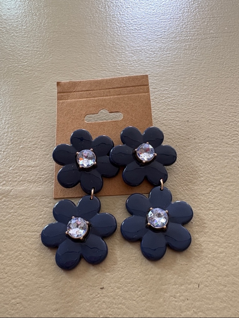 KATE SPADE ♠️ EARRINGS  Double Drop Daisys with Crystal Center